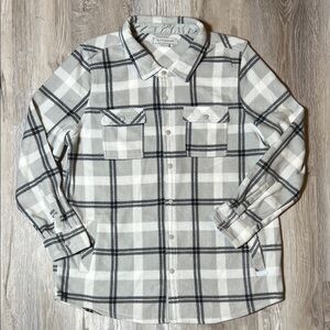 Button-Up Shirt (great for layering ) New Condition Size L